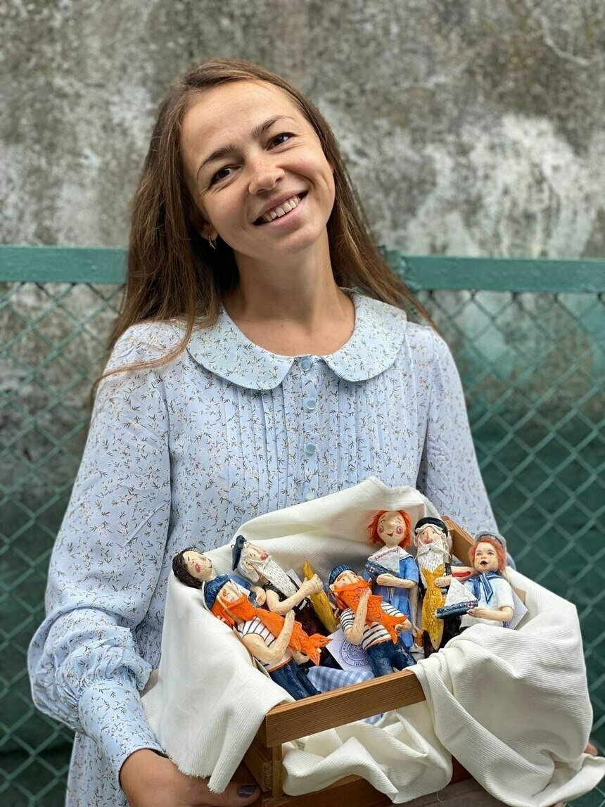 Ольга дома соорудила мастерскую по изготовлению игрушек из ваты   | Фото: из архива героя публикации