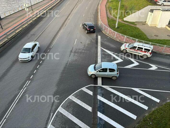 Под второй эстакадой в Калининграде изменили схему движения, которую критиковал столичный блогер (фото) - Новости Калининграда | Фото: Александр Подгорчук / «Клопс»