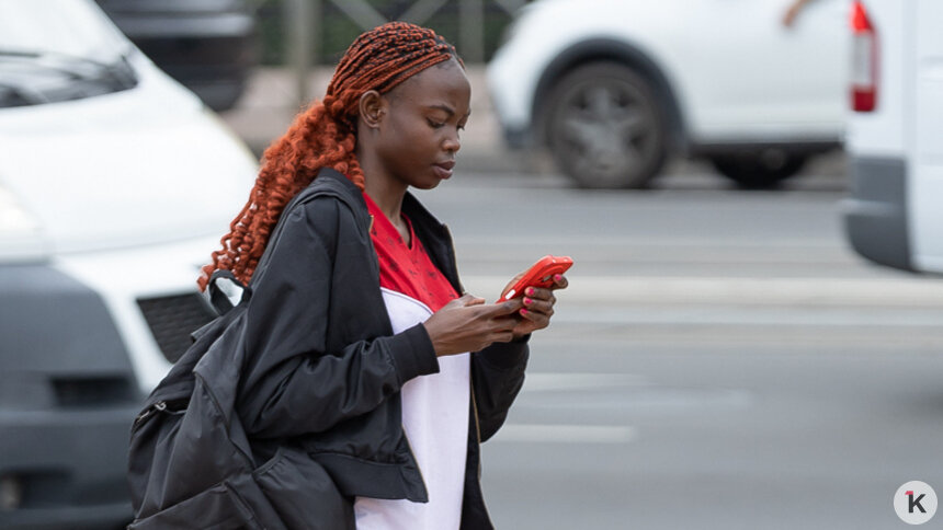 «Ещё очень много сырого»: калининградцев предупредили о возможных сюрпризах с блокировкой сим-карт  - Новости Калининграда | Фото: Александр Подгорчук / Архив «Клопс»