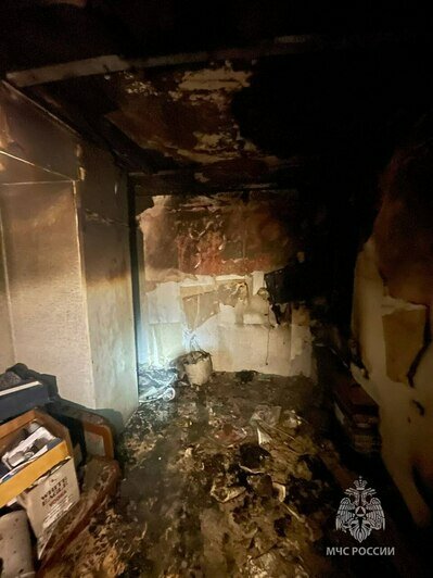 В Калининграде пожарные спасли человека на улице Славянской - Новости Калининграда | Фото: МЧС