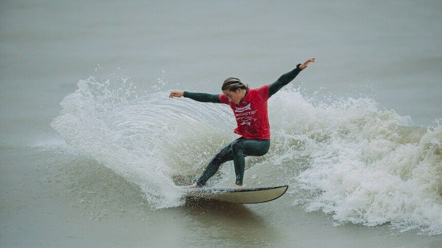 Серебряные сёрферы: калининградцы стали призёрами первенства России по катанию на короткой доске - Новости Калининграда | Фото: Том Кулибякин