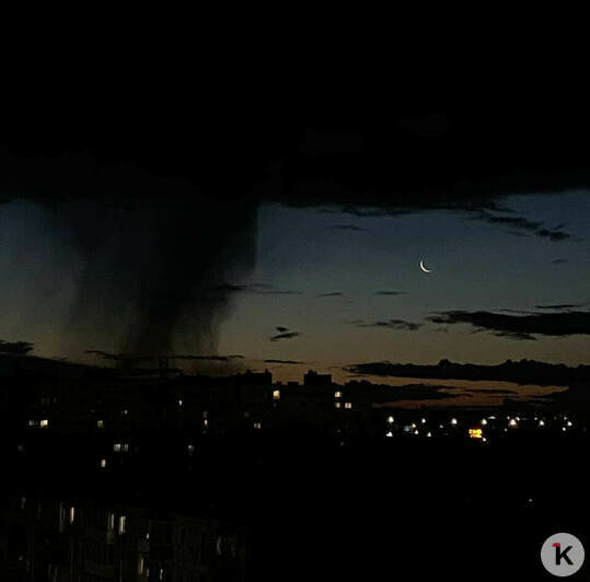 На рассвете над Калининградом навис таинственный чёрный вихрь (фото, видео)   - Новости Калининграда | Фото: очевидцы