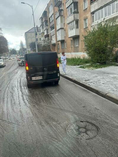 Во всём виноваты умные люди: калининградец показал, почему на Фрунзе образуются пробки (фото) - Новости Калининграда | Фото читателя