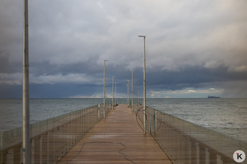 В Зеленоградске объявили о завершении ремонта пирса, но он всё ещё закрыт (фото) - Новости Калининграда | Фото: Александр Подгорчук / «Клопс»