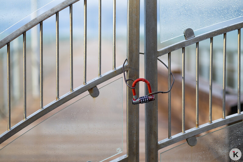 В Зеленоградске объявили о завершении ремонта пирса, но он всё ещё закрыт (фото) - Новости Калининграда | Фото: Александр Подгорчук / «Клопс»