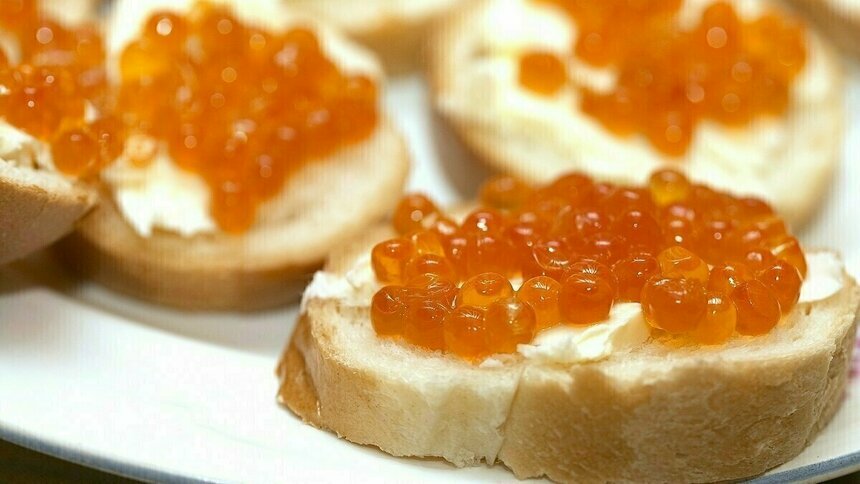 Где в Калининграде купить настоящую красную икру по вкусной цене к Новому году - Новости Калининграда