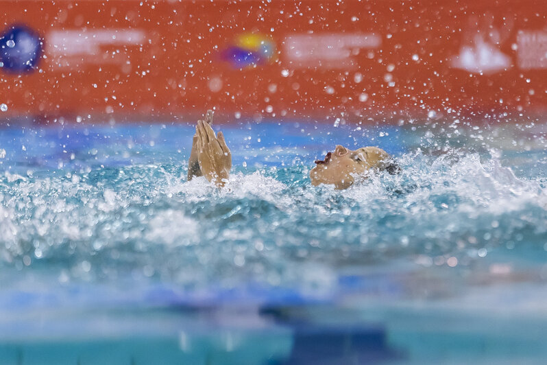 От прищепки до заколки: в Калининграде прошёл Кубок России по синхронному плаванию (фоторепортаж) - Новости Калининграда | Фото: Александр Подгорчук / «Клопс»