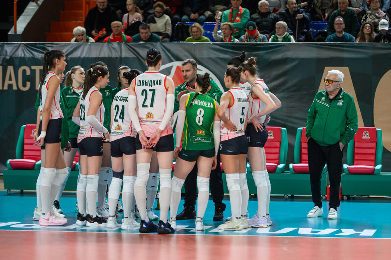 «Локомотив» уступил «Уралочке», но сохраняет шансы переломить сезон (фоторепортаж)