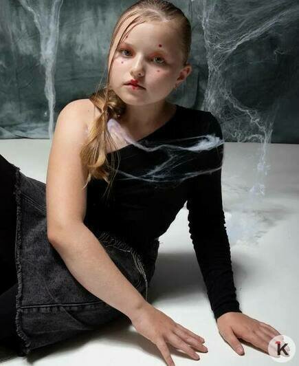 По подиуму на протезе: девятилетняя калининградка приняла участие в инклюзивном показе мод в Москве (фото)   - Новости Калининграда | Фото: архив семьи Кузнецовых