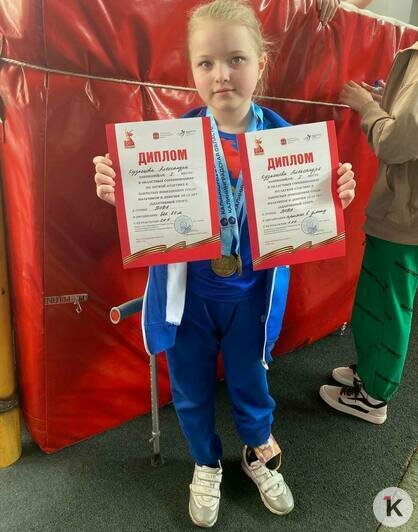 По подиуму на протезе: девятилетняя калининградка приняла участие в инклюзивном показе мод в Москве (фото)   - Новости Калининграда | Фото: архив семьи Кузнецовых