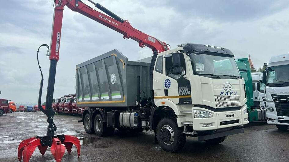 Беспрозванных рассказал о закупке спецтехники для вывоза мусора в восточных районах Калининградской области   - Новости Калининграда | Фото: телеграм-канал Алексея Беспрозванных