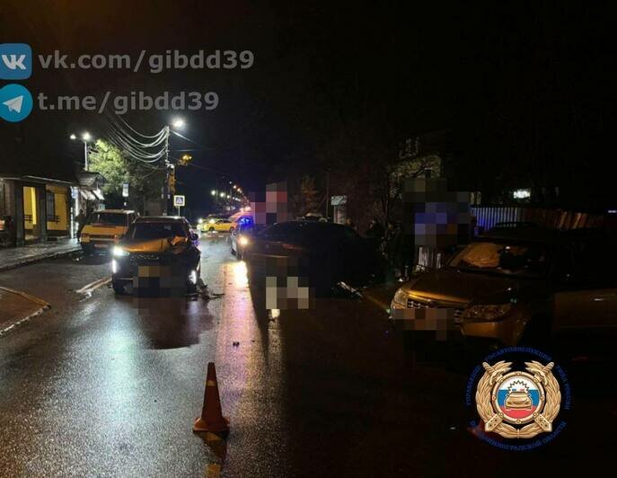 На Герцена в тройном ДТП пострадал водитель Subaru   - Новости Калининграда | Фото: Госавтоинспекция Калининградской области