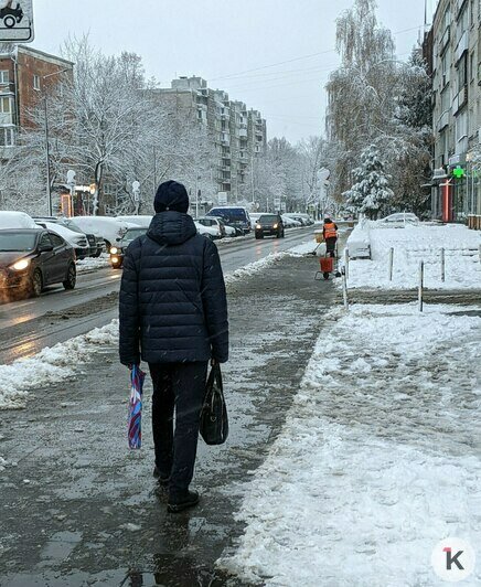 Дворники vs снег: противостояние стихии и коммунальных служб в Калининграде продолжается (фоторепортаж)   - Новости Калининграда | Фото: «Клопс»