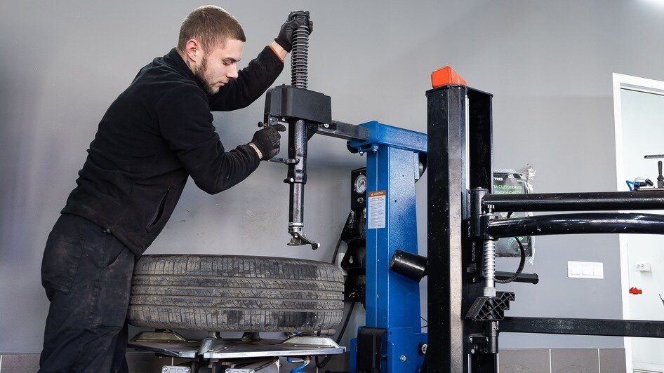 За «Балтику» и безопасные дороги: в Калининграде открылись новые шинные центры «Иванор» - Новости Калининграда