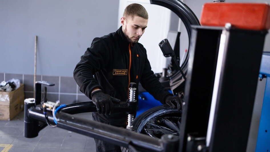 За «Балтику» и безопасные дороги: в Калининграде открылись новые шинные центры «Иванор» - Новости Калининграда