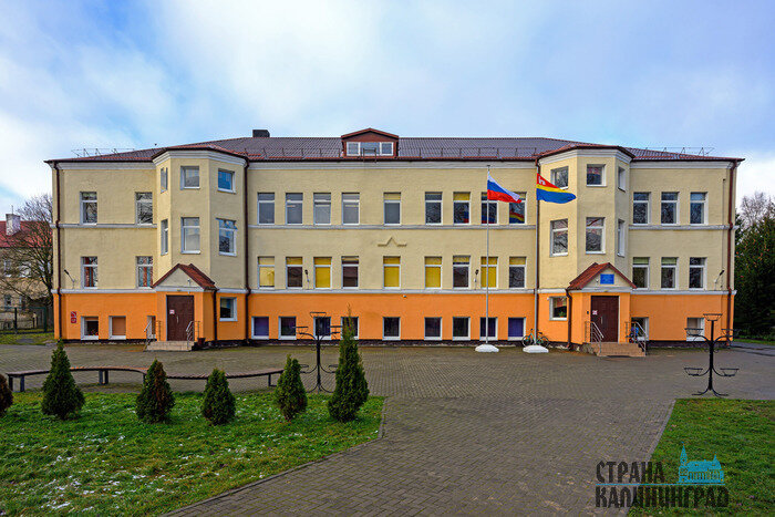 Небольшая школа в поселке Добровольск дает свои ученикам большие возможности. | Фото: Александр Мелехов