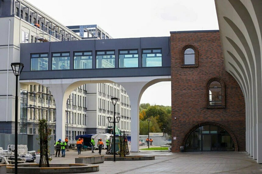 Здесь гармонично сочетаются история региона и университета и современность. | Фото: БФУ им. И. Канта