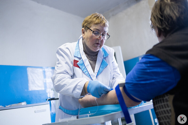 Полвека на велосипеде: дорогу к каждому дому и каждому сердцу знает фельдшер из Заречья (фото)   - Новости Калининграда | Фото: Александр Подгорчук / «Клопс»