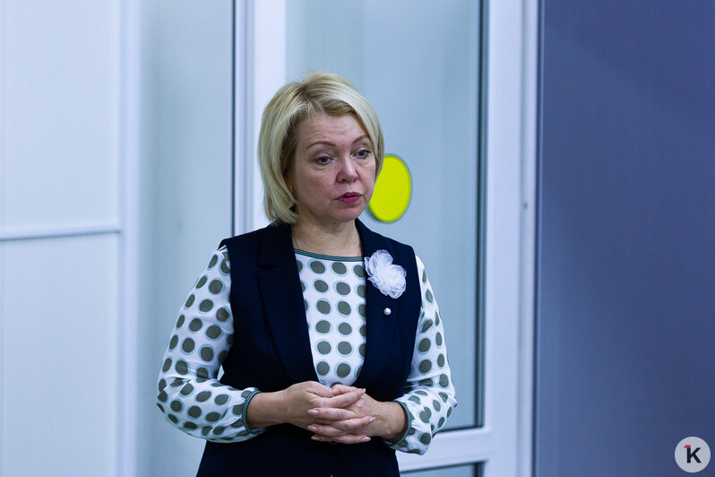 В калининградской новостройке колясочник не может выехать из подъезда: эксперты оценили доступную среду в регионе  - Новости Калининграда | Фото: Александр Подгорчук / «Клопс»