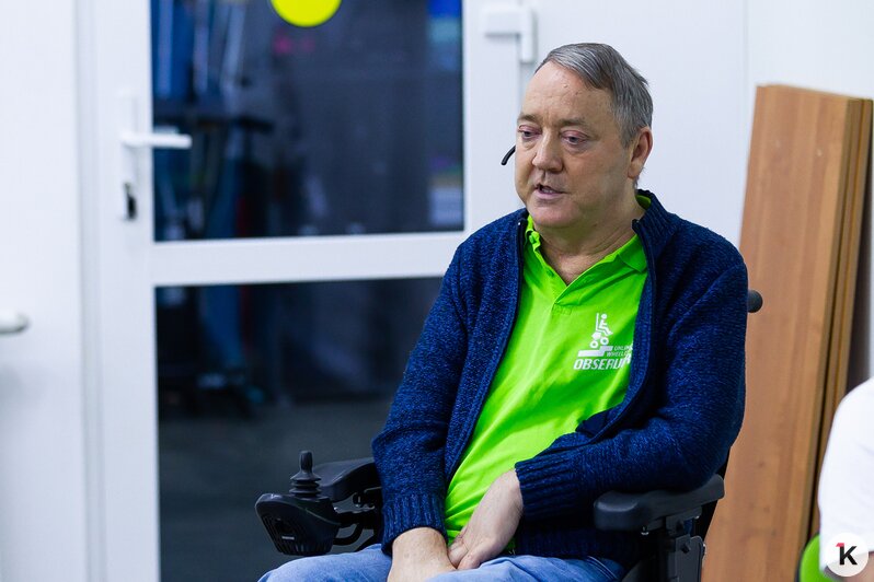 В калининградской новостройке колясочник не может выехать из подъезда: эксперты оценили доступную среду в регионе  - Новости Калининграда | Фото: Александр Подгорчук / «Клопс»