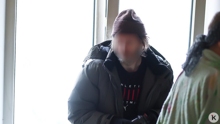 Одинокий калининградец Михаил, живущий под присмотром соседей, едва не устроил пожар (фото) - Новости Калининграда | Фото: Александр Подгорчук / «Клопс»