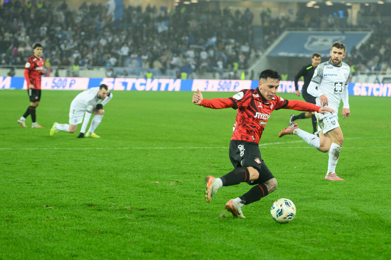 Моменты игры. | Фото: Александр Мелехов