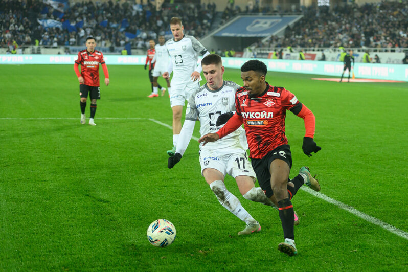 Моменты игры. | Фото: Александр Мелехов