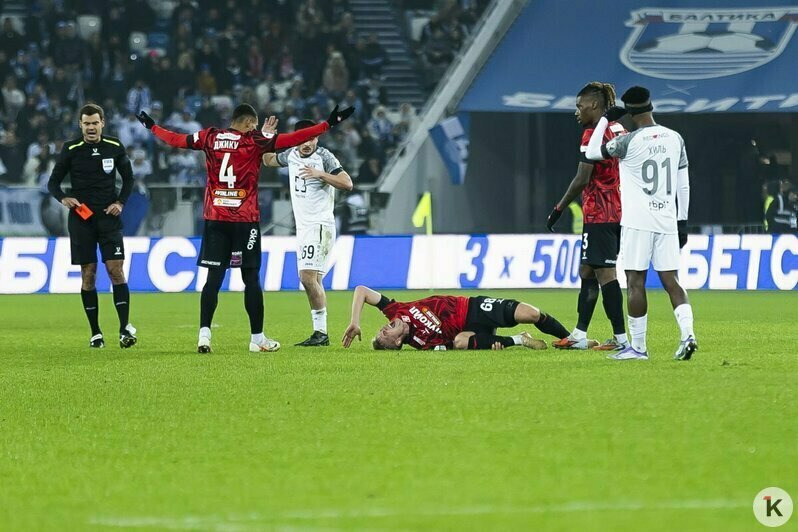 Победили без тренера и полузащитника: как прошёл матч «Балтики» и «Спартака» (фоторепортаж) - Новости Калининграда | Фото: Александр Подгорчук / «Клопс»