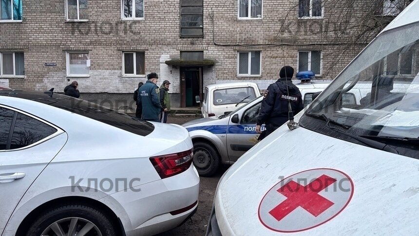 На месте происшествия работают экстренные службы  | Фото: Александр Подгорчук / архив «Клопс»