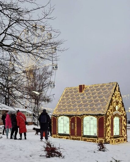 Километры гирлянд, ёлки и парад планет: 4 города в Калининградской области, где уже ждут Новый год (фото, видео)   - Новости Калининграда | Фото: &quot;Я люблю Зеленоградск&quot;ВКонтакте