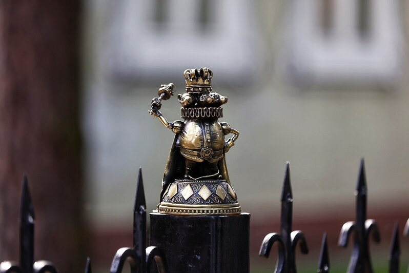 Гофман и его герои в курортном Светлогорске | Фото: Александр Подгорчук / Архив «Клопс»