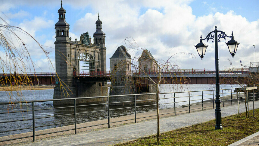 Советск – город живописный, но он очень далеко от расположенного в Калининграде Регионального перинатального центра  | Фото: Александр Мелехов