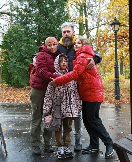 13-летняя калининградка Оля мечтает снять оковы ортопедического корсета и носить красивые платья   - Новости Калининграда | Фото: Анна Фомина