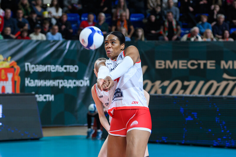 Моменты игры. | Фото: Александр Мелехов