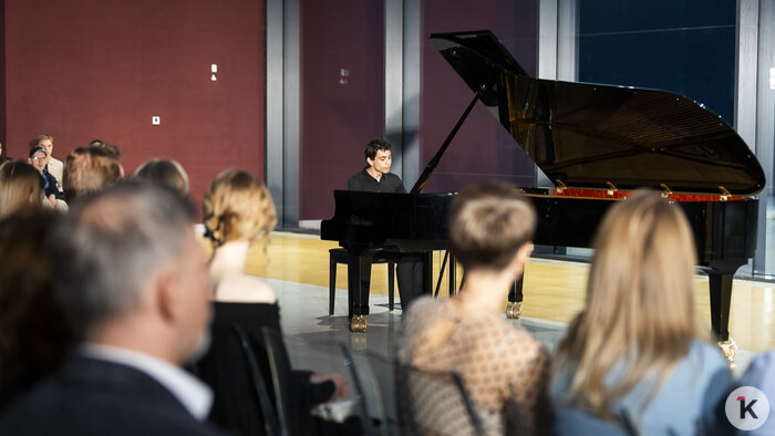 «Наша главная цель — показывать неизвестную музыку»: в Калининграде открылся фестиваль фортепианного искусства (фото) - Новости Калининграда | Фото: Александр Подгорчук / «Клопс»