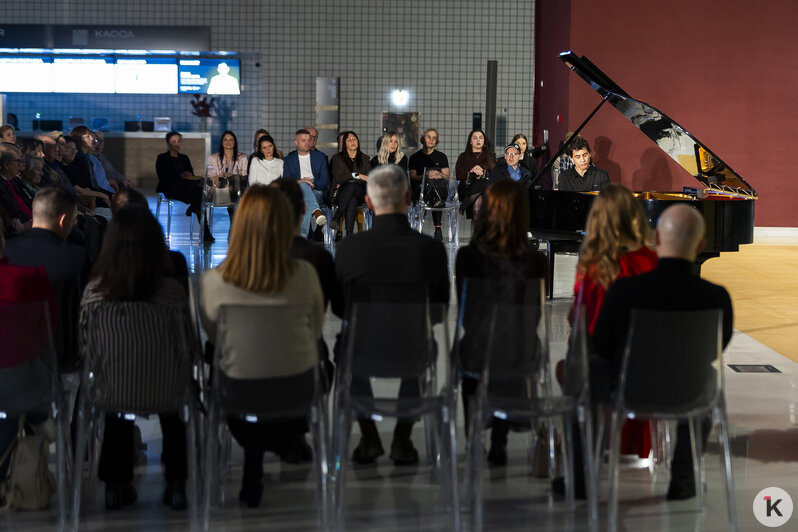 «Наша главная цель — показывать неизвестную музыку»: в Калининграде открылся фестиваль фортепианного искусства (фото) - Новости Калининграда | Фото: Александр Подгорчук / «Клопс»