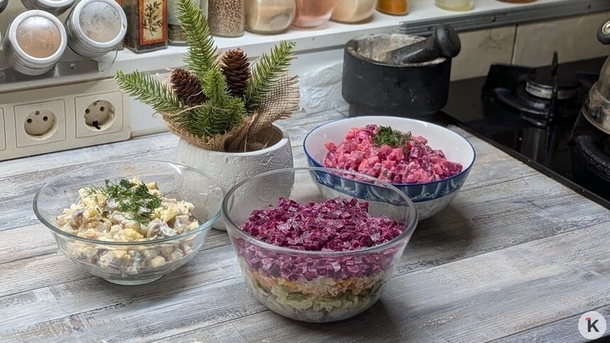 Селёдка под шубой и без: кулинары рассказали о 3 способах разнообразить любимую новогоднюю закуску (фото) - Новости Калининграда | Фото: «Клопс»