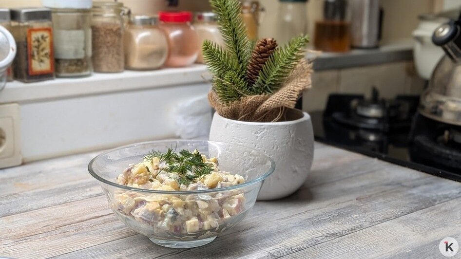 Селёдка под шубой и без: кулинары рассказали о 3 способах разнообразить любимую новогоднюю закуску (фото) - Новости Калининграда | Фото: «Клопс»