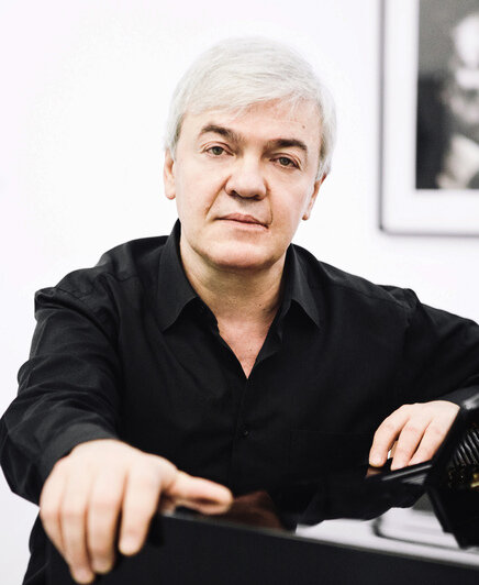 Промельк Беллы: Алексей Гориболь и Сати Спивакова покажут спектакль-посвящение Белле Ахмадулиной на острове Канта - Новости Калининграда