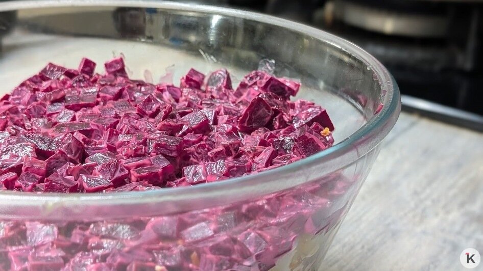 Селёдка под шубой и без: кулинары рассказали о 3 способах разнообразить любимую новогоднюю закуску (фото) - Новости Калининграда | Фото: «Клопс»