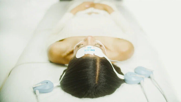 Лифтинг и упругость лица без боли и реабилитации: уникальная процедура омоложения EMFACE теперь доступна и калининградцам - Новости Калининграда