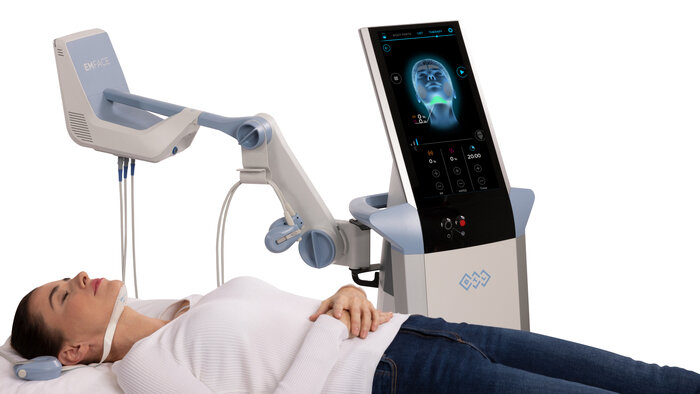 Лифтинг и упругость лица без боли и реабилитации: уникальная процедура омоложения EMFACE теперь доступна и калининградцам - Новости Калининграда