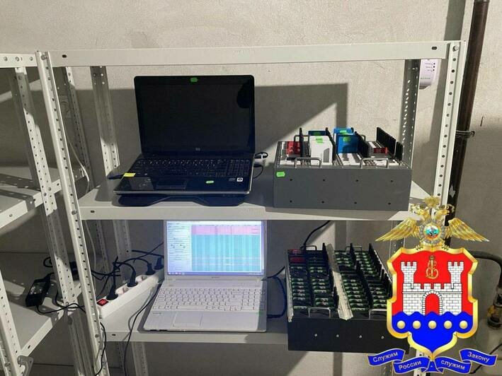 В Калининградской области силовики выявили крупный узел связи телефонных и интернет-мошенников (фото)   - Новости Калининграда | Фото: УМВД России по Калининградской области