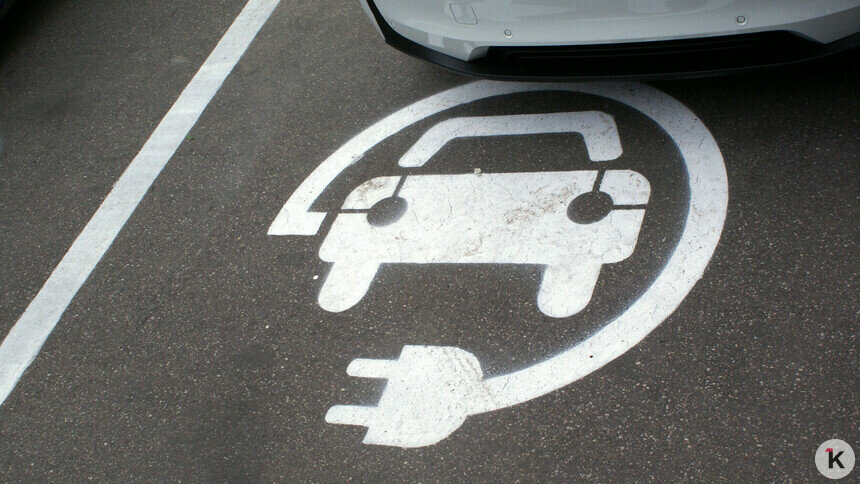 В Калининградской области становится меньше газовых легковушек и больше электрокаров   - Новости Калининграда | Фото: Александр Подгорчук / Архив «Клопс»