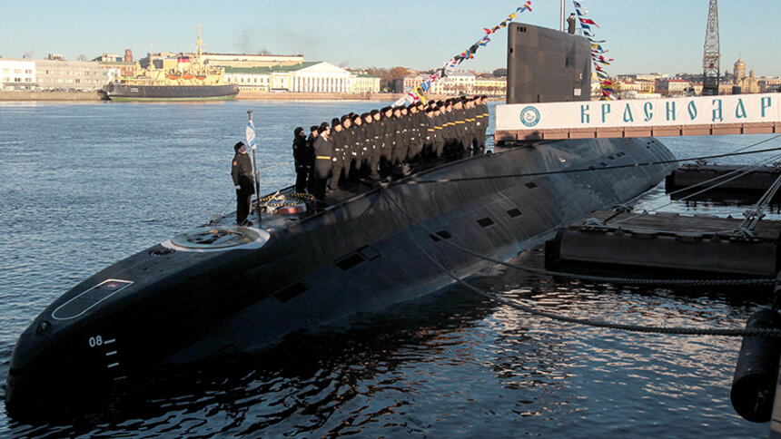 Всплывшая в Ла-Манше подводная лодка «Краснодар» на три дня оставила британских моряков без сна - Новости Калининграда | Фото: пресс-служба Балтийского флота