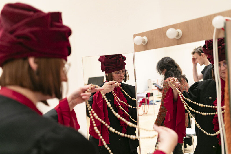 Красный конь, лют и супрематическая ёлка: какую новогоднюю сказку готовит калининградская Третьяковка (фото) - Новости Калининграда | Фото: Александр Матвеев