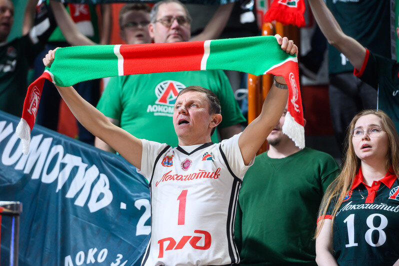 «Локомотив» одолел «Минчанку»: драматичная победа калининградской волейбольной команды (фото)