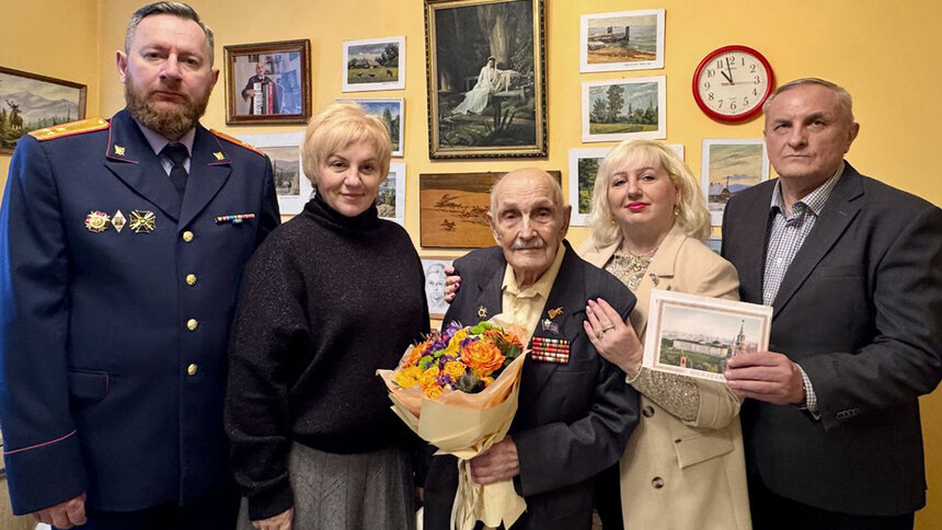 Путин поздравил калининградского ветерана со столетием   - Новости Калининграда | Фото: пресс-служба правительства Калининградской области