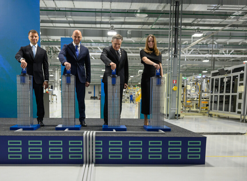15 декабря состоялся торжественный запуск первой в России гигафабрики по производству литий-ионных батарей. | Фото: Александр Мелехов