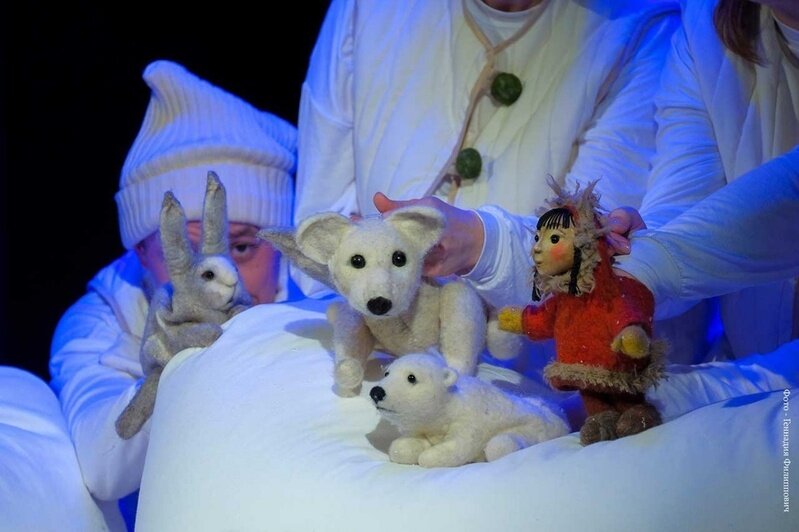 Сказка, к которой можно прикоснуться: в Калининграде покажут бэби-спектакль «Северное сияние» - Новости Калининграда | Фото: официальный сайт драмтеатра